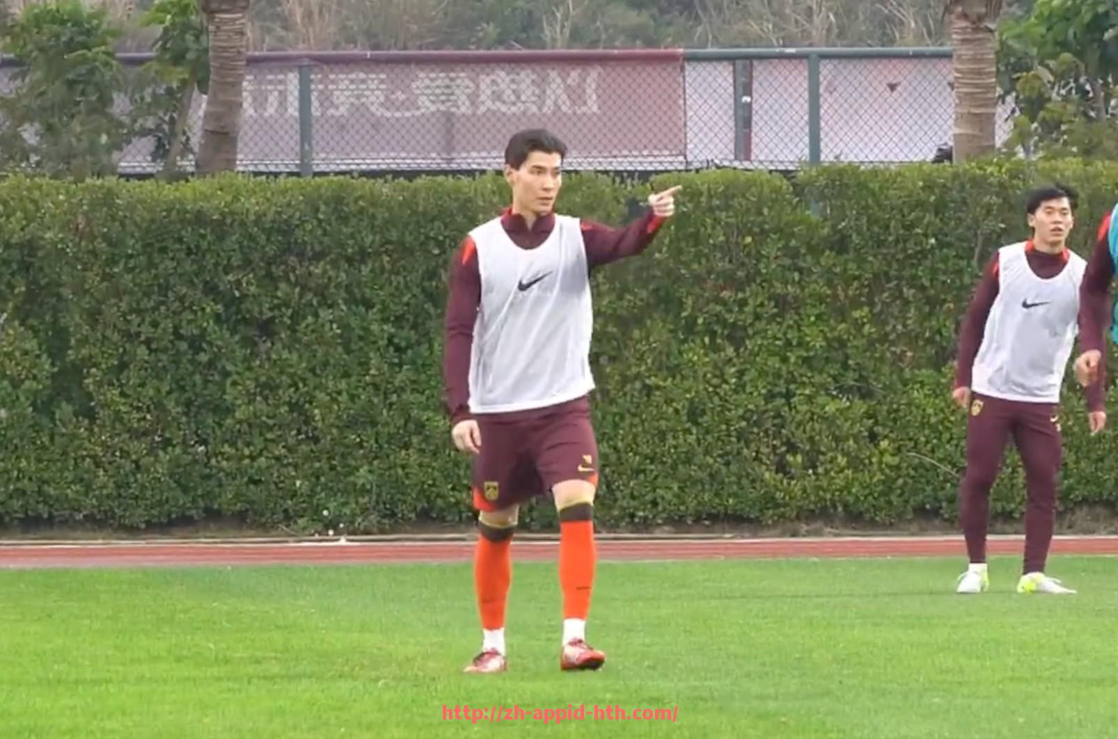 HTH华体会APP下载-世俱杯教练技术短板及改进方向的深度研究